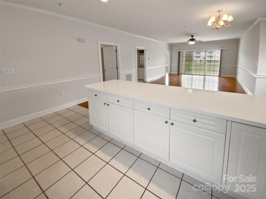 8929 Meadow Vista Rd Charlotte, NC 28213