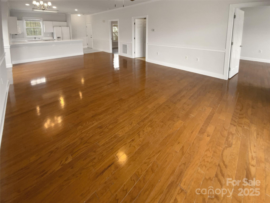 8929 Meadow Vista Rd Charlotte, NC 28213