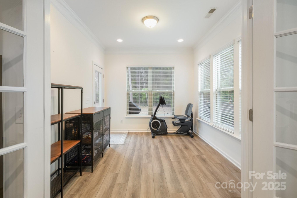15324 Colonial Park Dr Huntersville, NC 28078