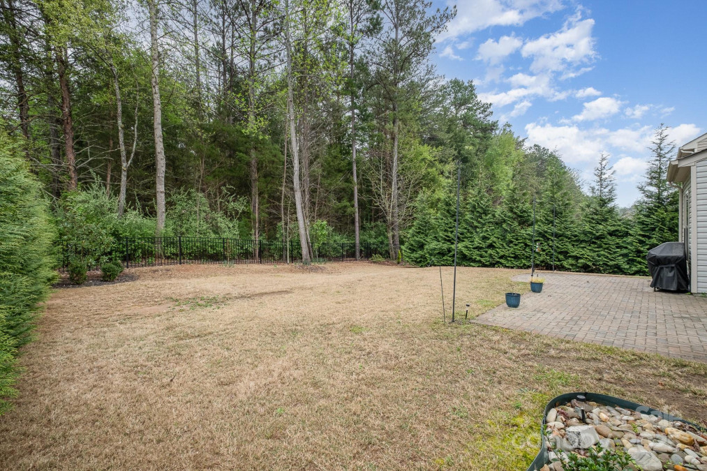 15324 Colonial Park Dr Huntersville, NC 28078