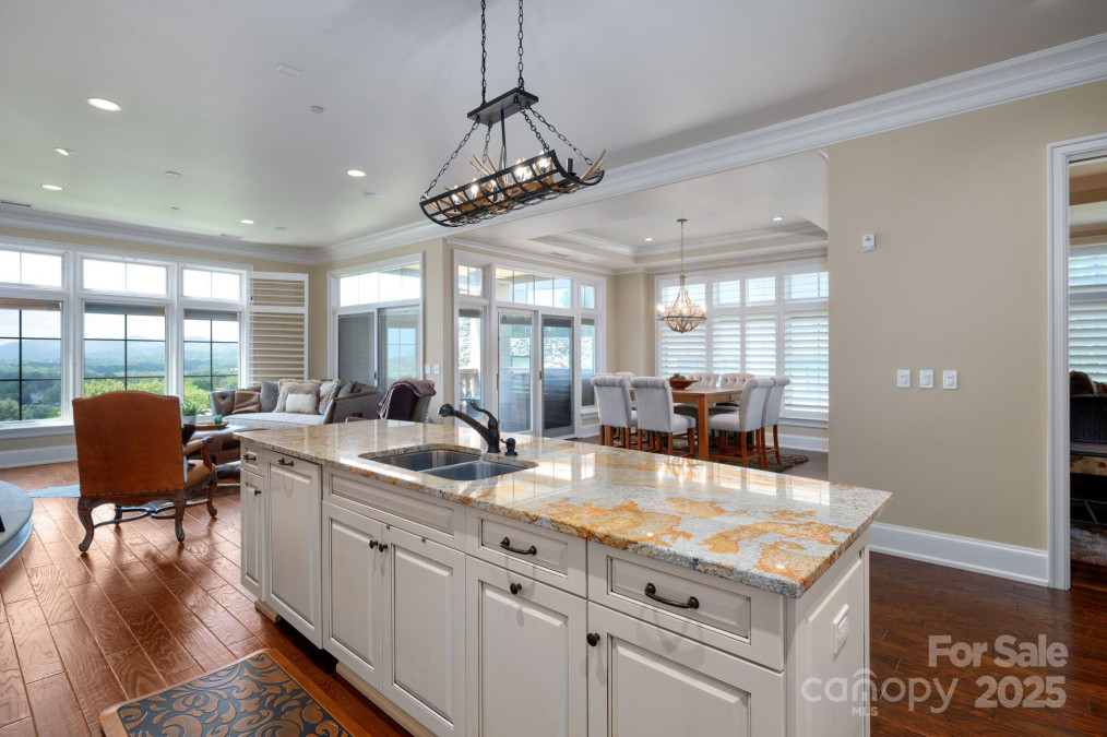 288 Macon Ave Asheville, NC 28804