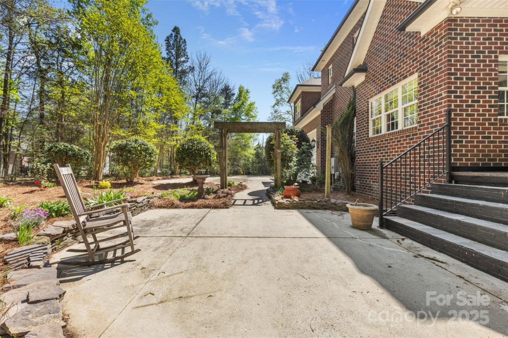 2731 Laugenour Pl Kannapolis, NC 28081