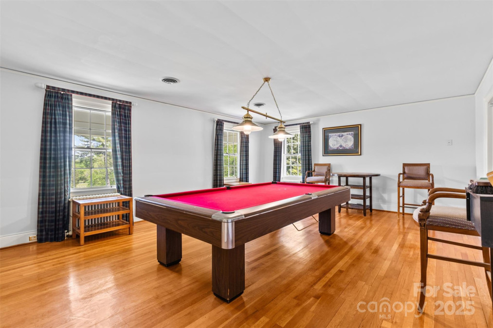 1233 General Hoke Dr Lincolnton, NC 28092