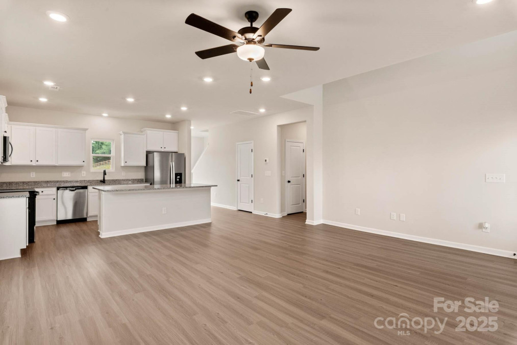 4040 Bolo Dr Charlotte, NC 28215