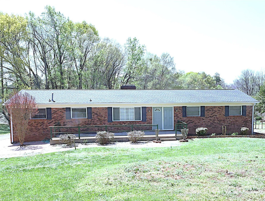 9716 Sunway Dr Mint Hill, NC 28227