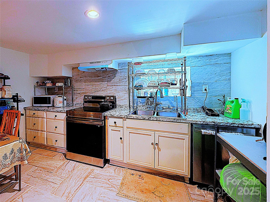 9716 Sunway Dr Mint Hill, NC 28227