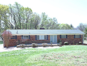 9716 Sunway Dr Mint Hill, NC 28227