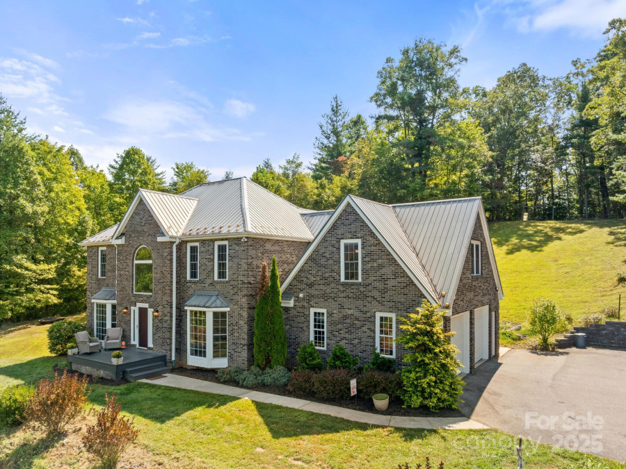235 Petersburg View Dr Marshall, NC 28753