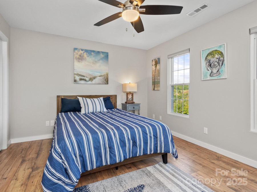 235 Petersburg View Dr Marshall, NC 28753