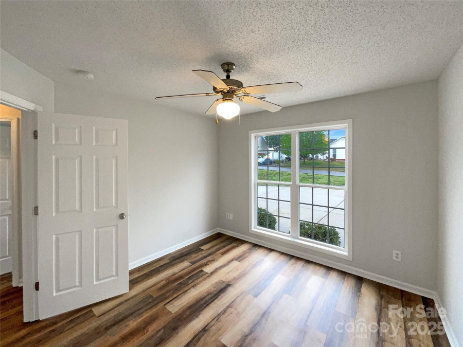 4147 Timberwood Dr Gastonia, NC 28056