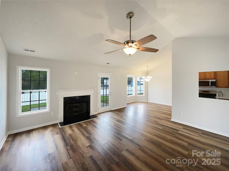 4147 Timberwood Dr Gastonia, NC 28056