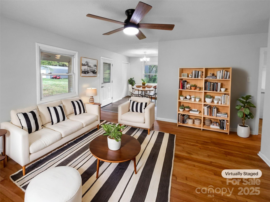 827 Ford Dr Lowell, NC 28098