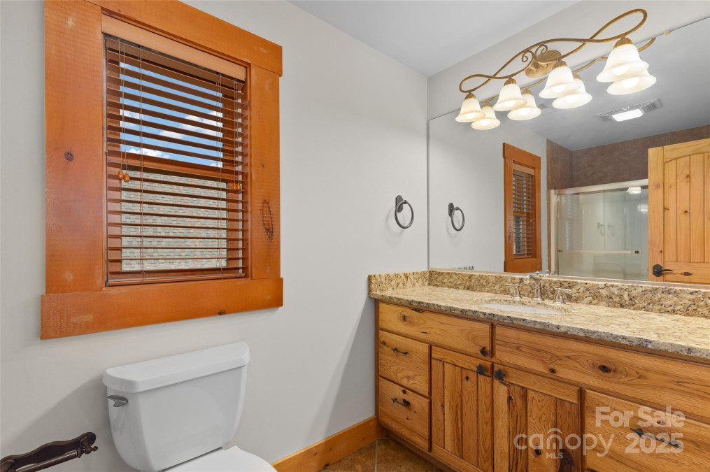 24 Rachels Cir Maggie Valley, NC 28751