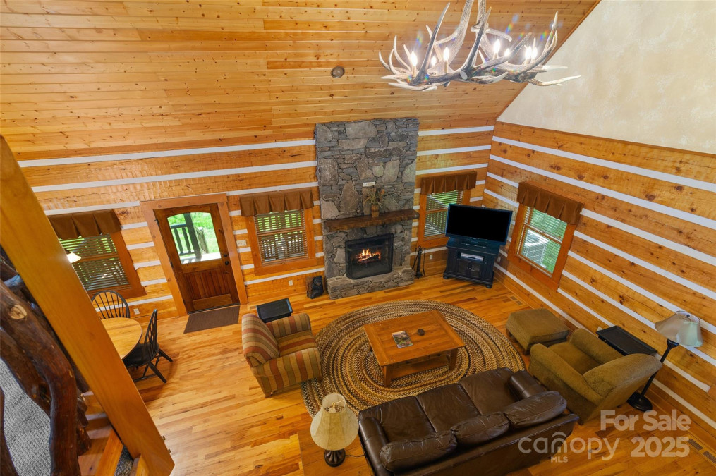 24 Rachels Cir Maggie Valley, NC 28751