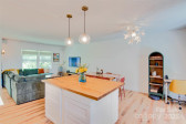 7 Guinevere Ct Asheville, NC 28806