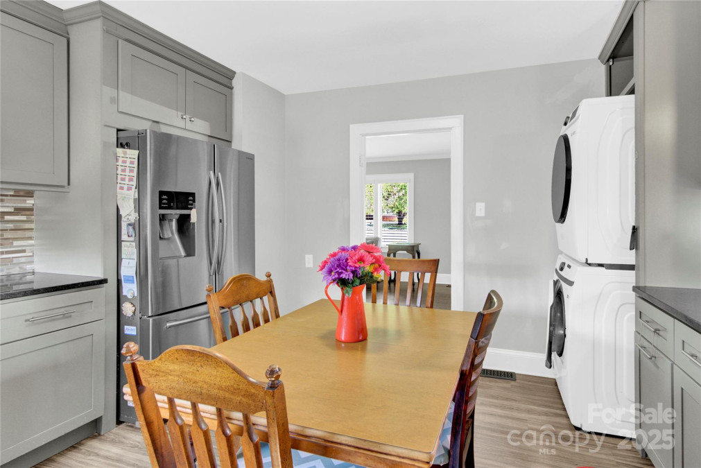 534 Georgia Ave Statesville, NC 28677