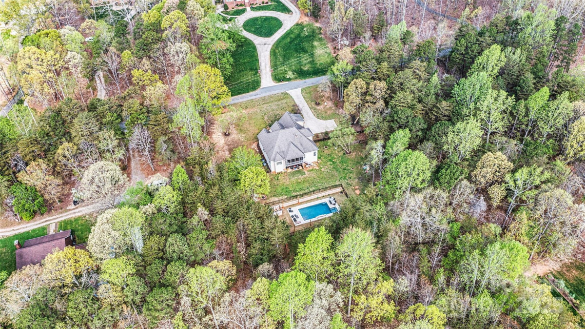 3207 Oak Ridge Cir Lincolnton, NC 28092