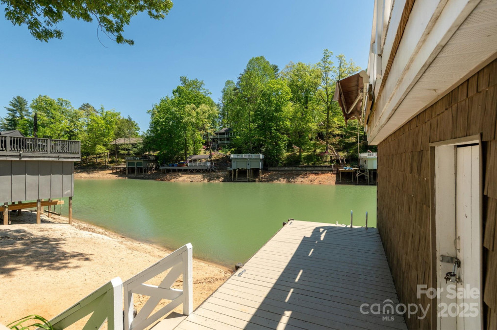 386 Charlotte Dr Lake Lure, NC 28746