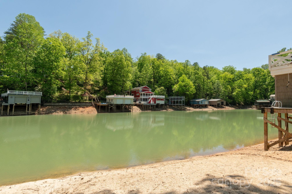 386 Charlotte Dr Lake Lure, NC 28746