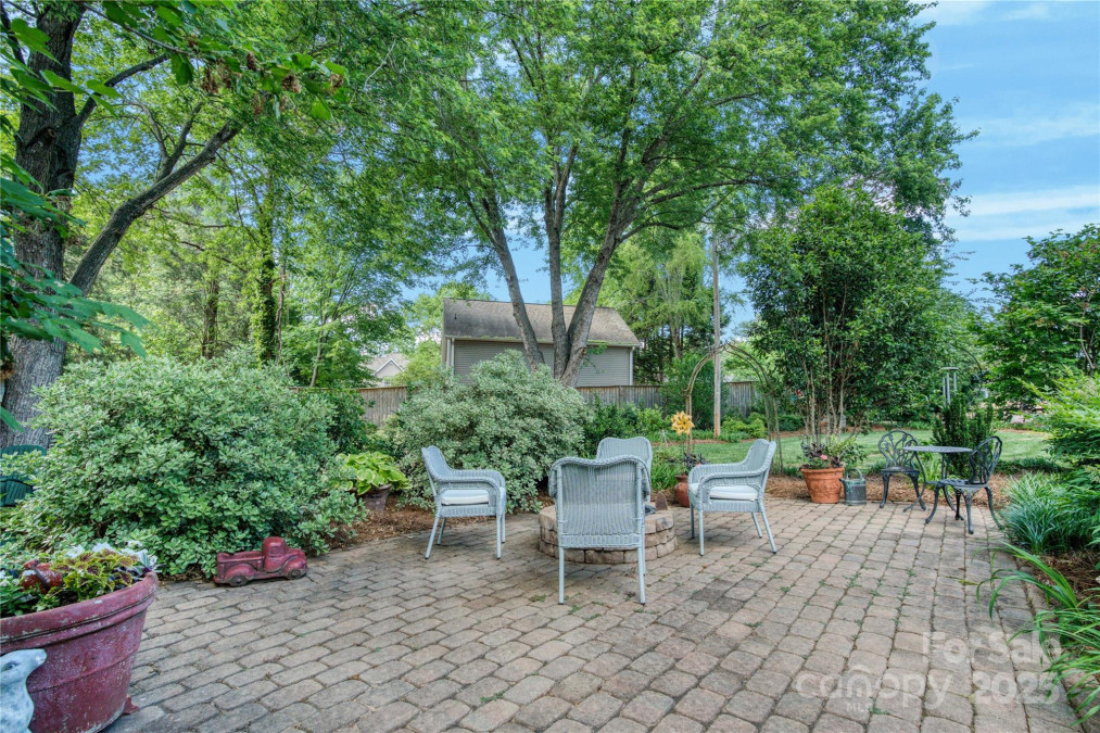 10315 Washam Potts Rd Cornelius, NC 28031