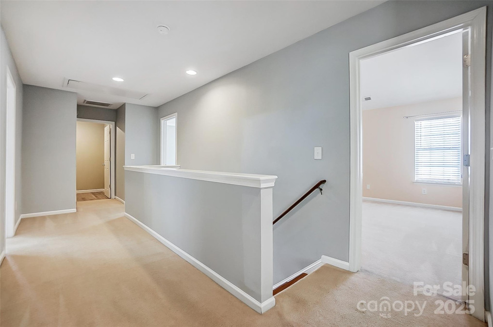 5713 Falkirk Ln Matthews, NC 28104