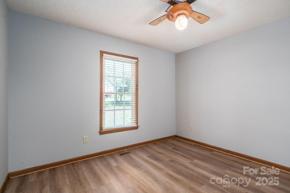 1478 Smith Farm Rd Lincolnton, NC 28092