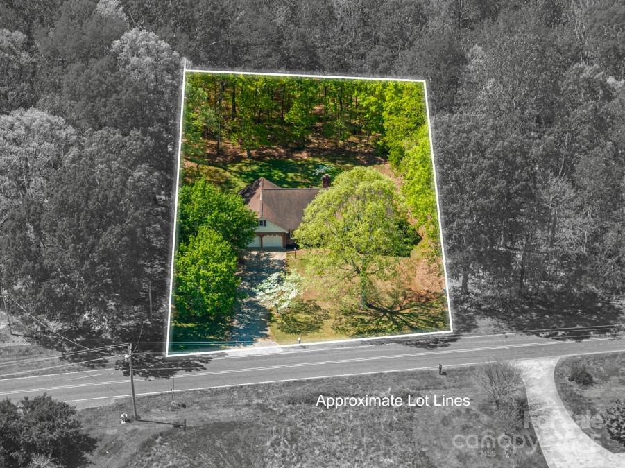 1478 Smith Farm Rd Lincolnton, NC 28092