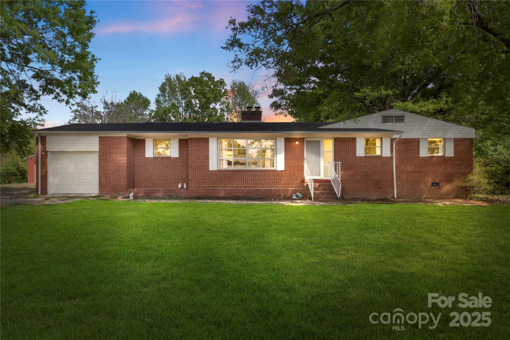 1099 Potter Rd Lancaster, SC 29720