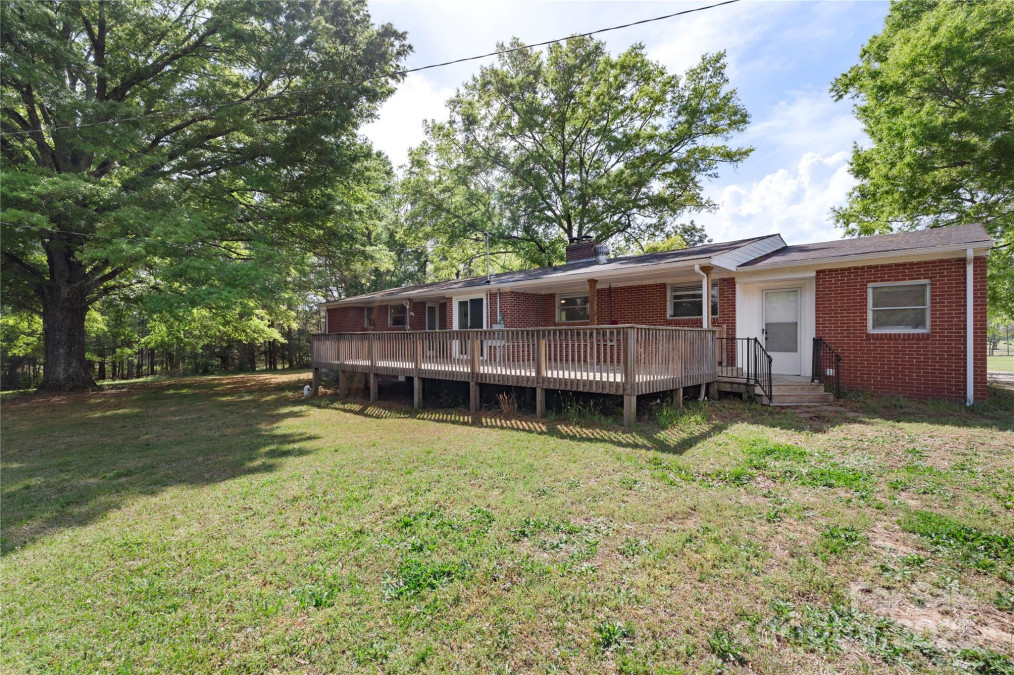 1099 Potter Rd Lancaster, SC 29720