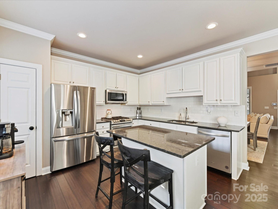 4407 Coventry Row Ct Charlotte, NC 28270
