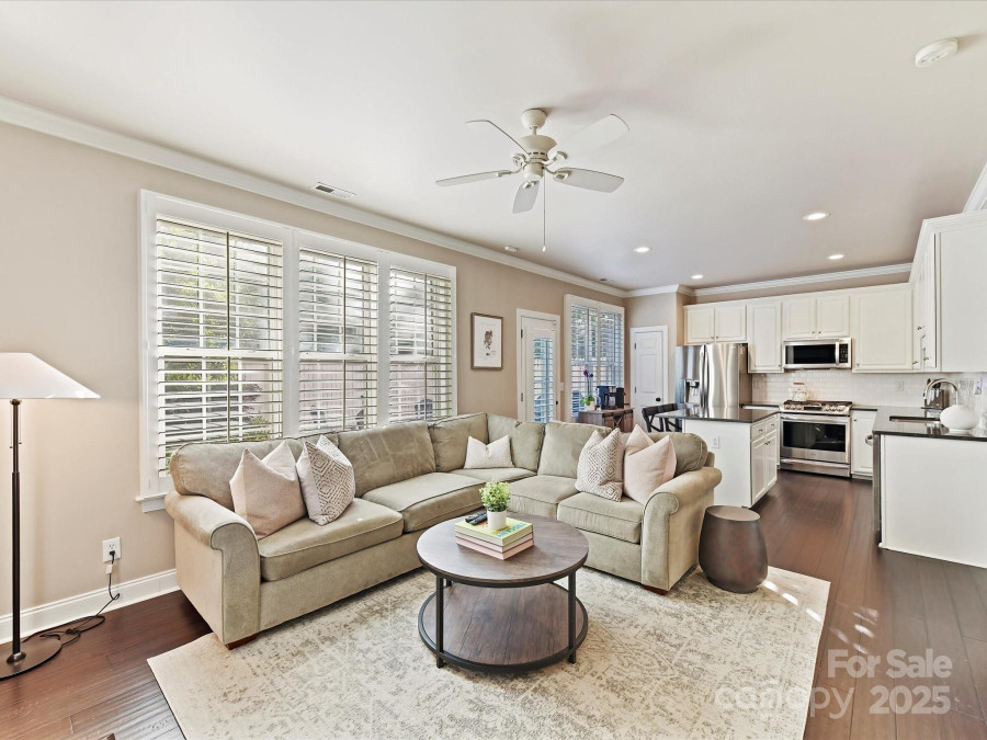 4407 Coventry Row Ct Charlotte, NC 28270