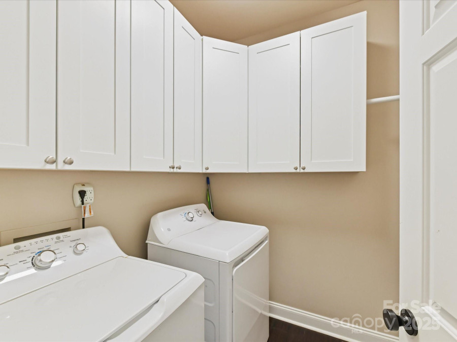 4407 Coventry Row Ct Charlotte, NC 28270
