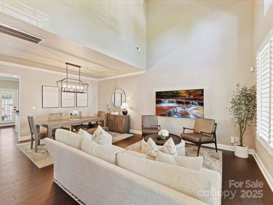 4407 Coventry Row Ct Charlotte, NC 28270