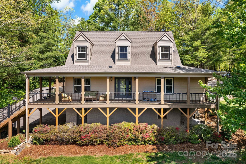 34 Legacy Mountain Trl Fletcher, NC 28732