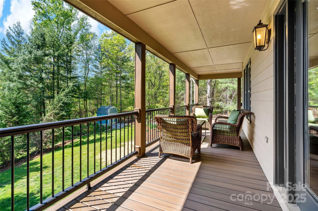 34 Legacy Mountain Trl Fletcher, NC 28732