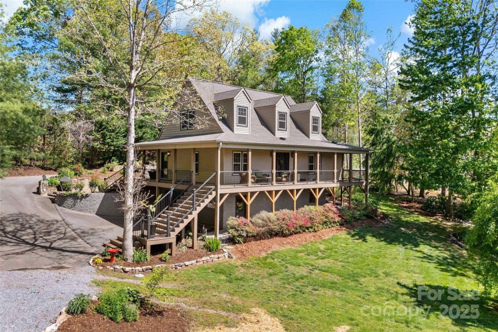 34 Legacy Mountain Trl Fletcher, NC 28732