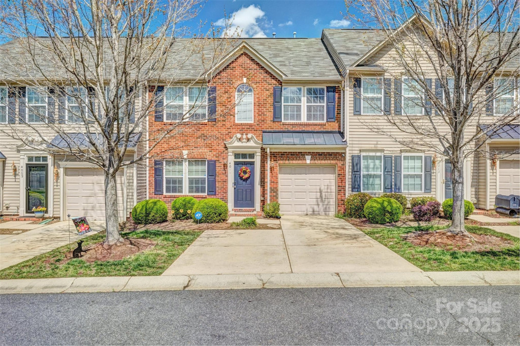4011 Fenworth Ct Fort Mill, SC 29715