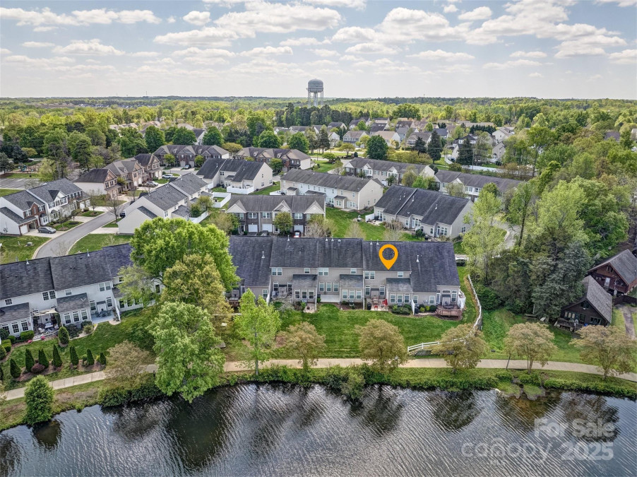 4011 Fenworth Ct Fort Mill, SC 29715