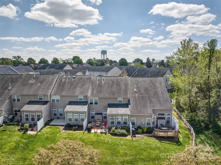 4011 Fenworth Ct Fort Mill, SC 29715