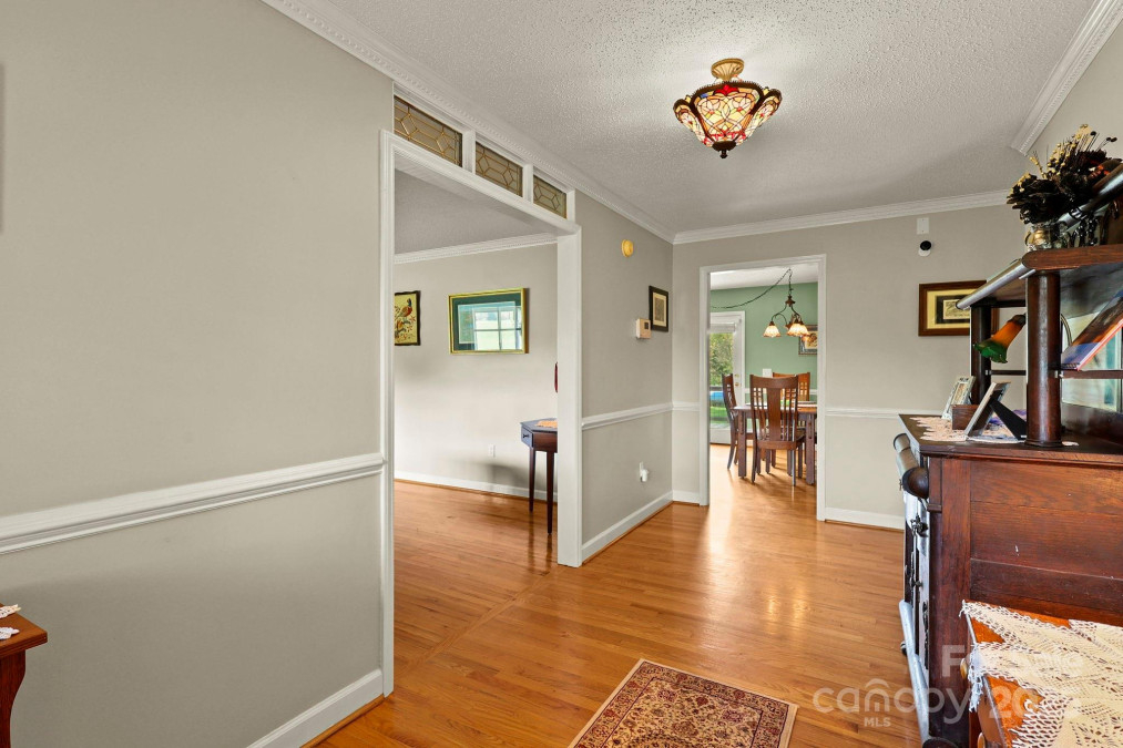 173 Chestnut Grove Rd Statesville, NC 28625