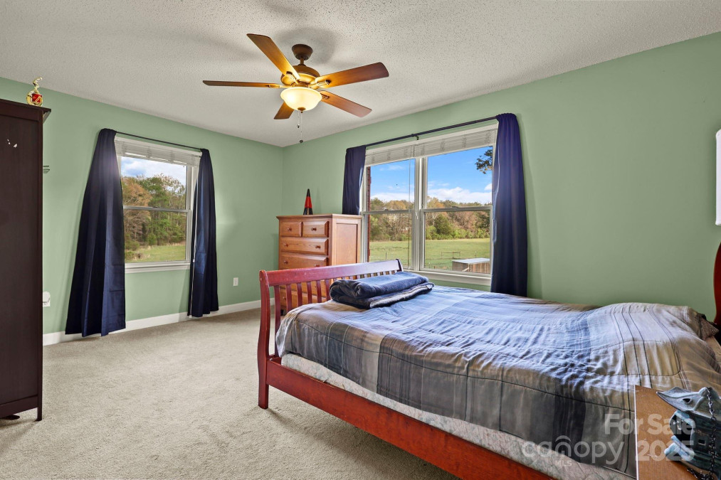 173 Chestnut Grove Rd Statesville, NC 28625
