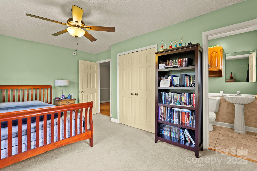 173 Chestnut Grove Rd Statesville, NC 28625