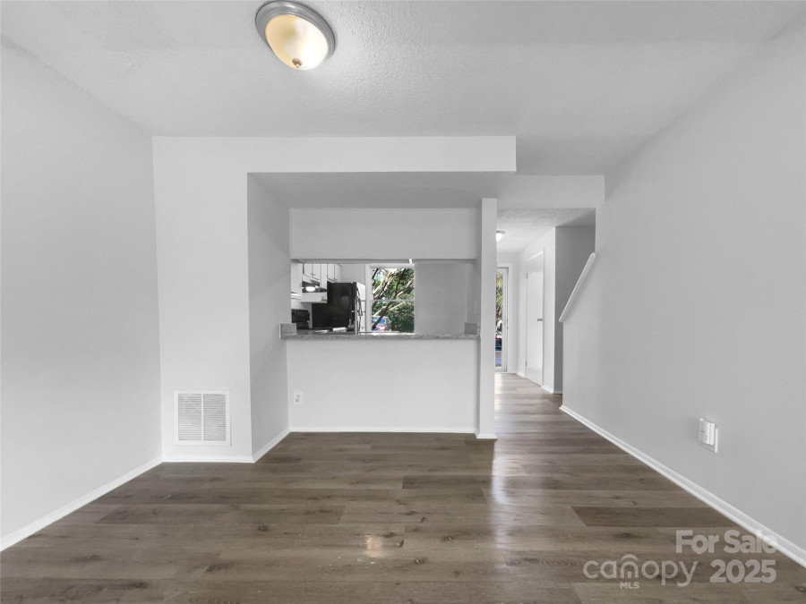 7301 Pebblestone Dr Charlotte, NC 28212