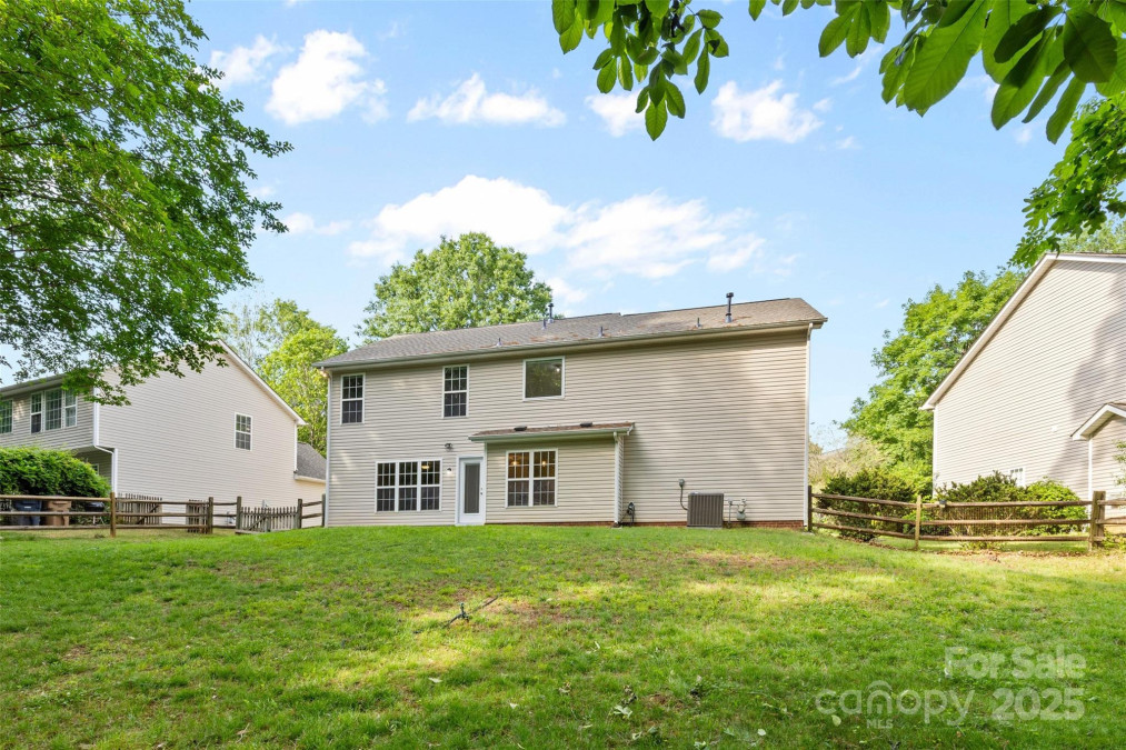 1014 Sandbox Cir Indian Trail, NC 28079