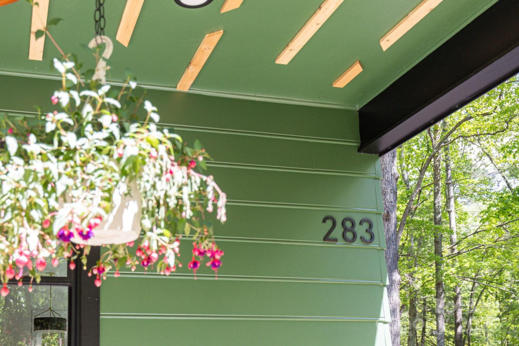 283 Pinners Cove Rd Asheville, NC 28803