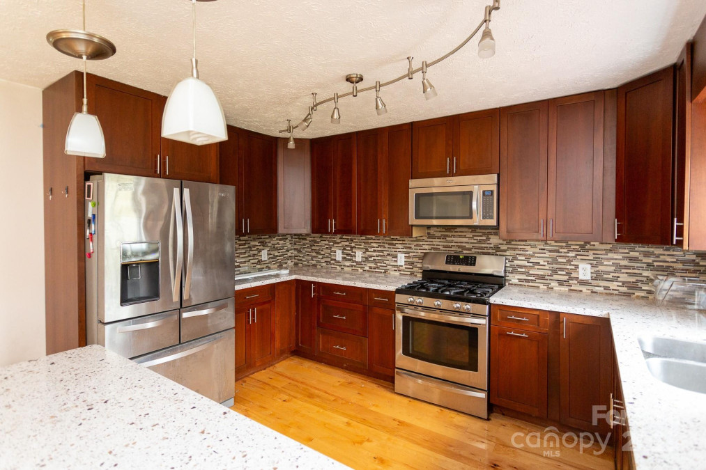 293 Gap Creek Rd Fletcher, NC 28732