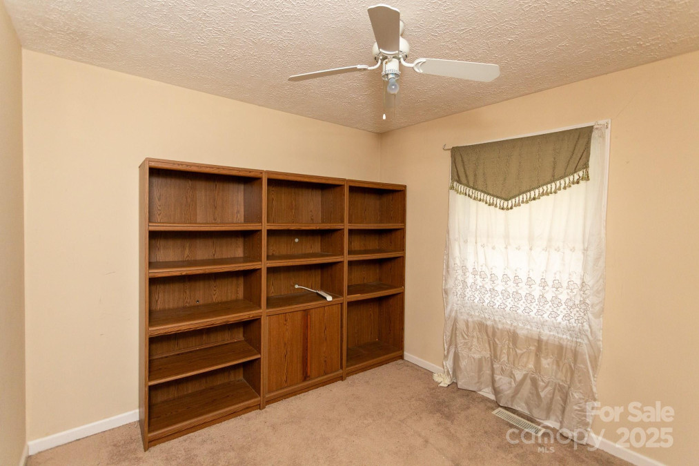 293 Gap Creek Rd Fletcher, NC 28732