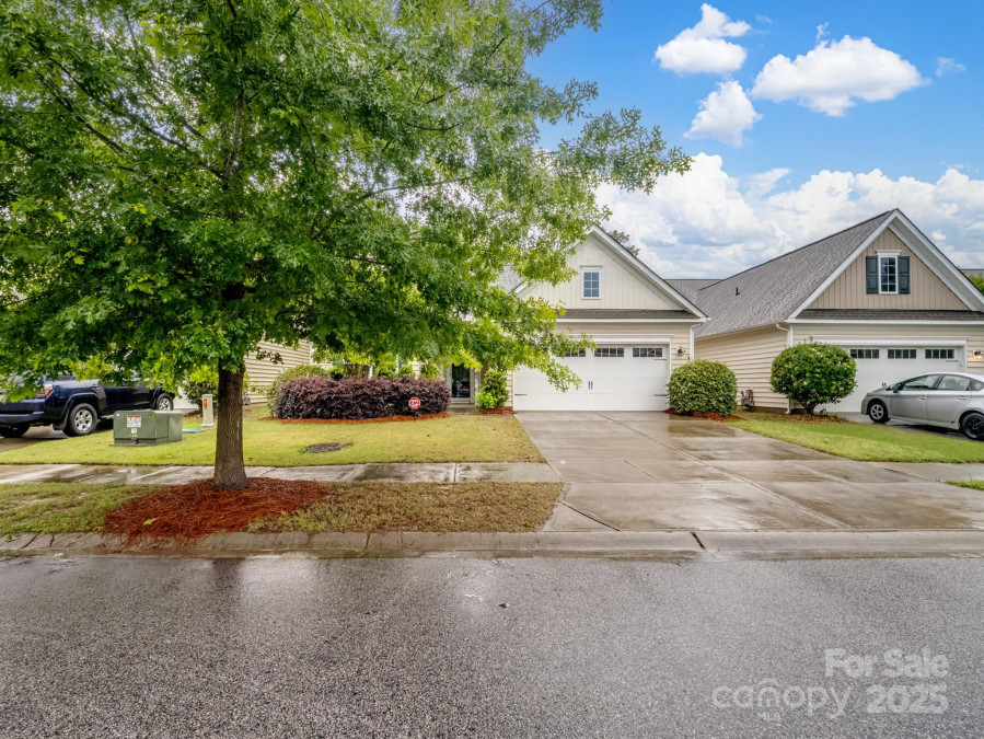 527 Livingston Dr Lancaster, SC 29720