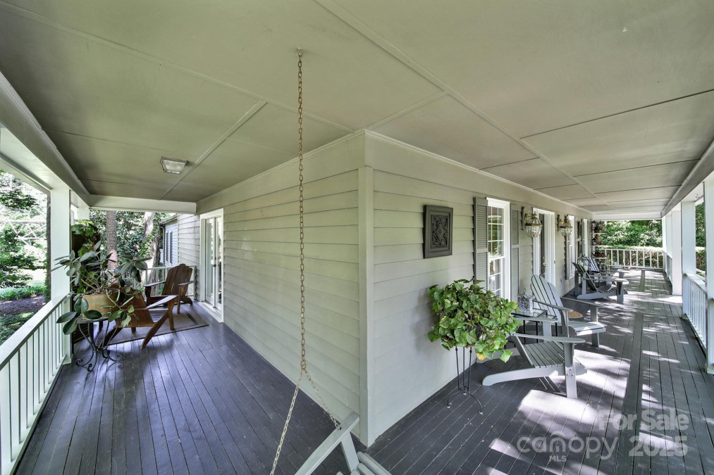 4 Hummingbird Ct Clover, SC 29710