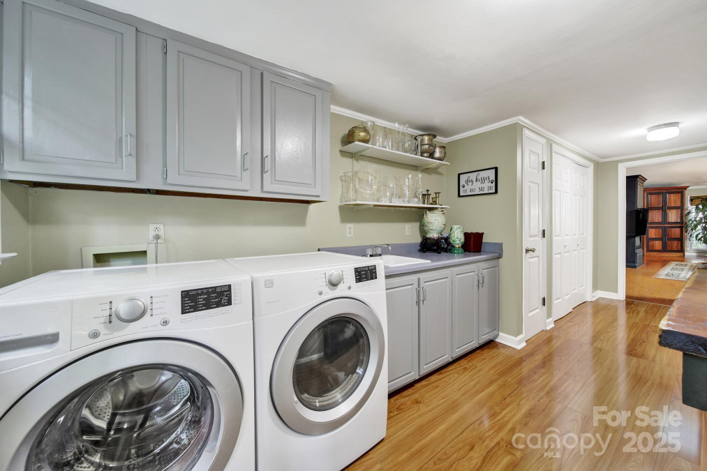 4 Hummingbird Ct Clover, SC 29710
